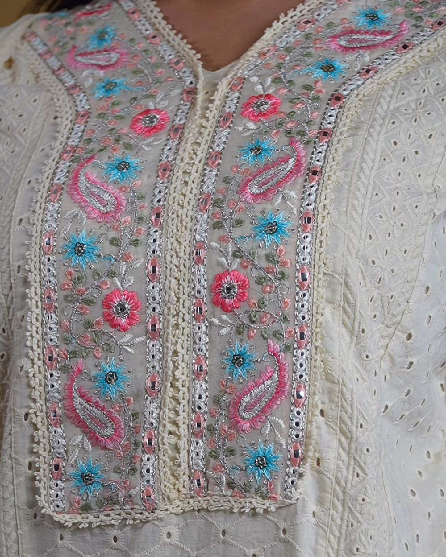 Off White Cotton Chikankari Cutwork Readymade Set