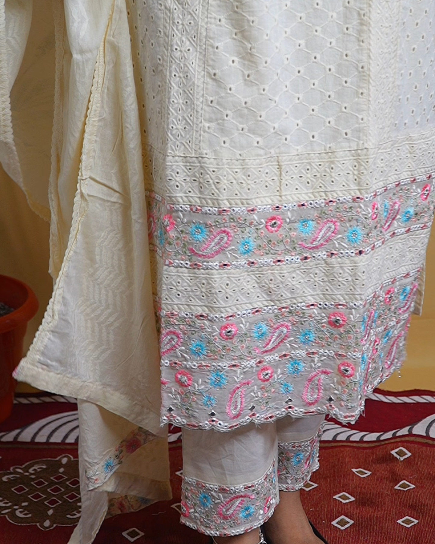 Off White Cotton Chikankari Cutwork Readymade Set