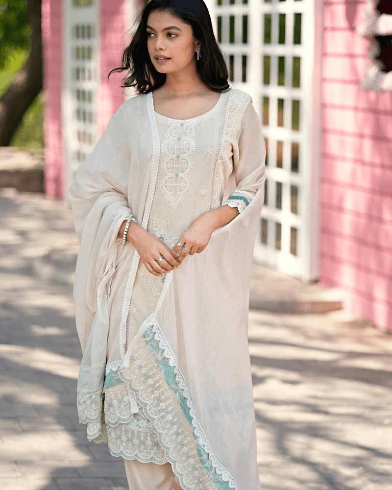 Elegent off white Suit
