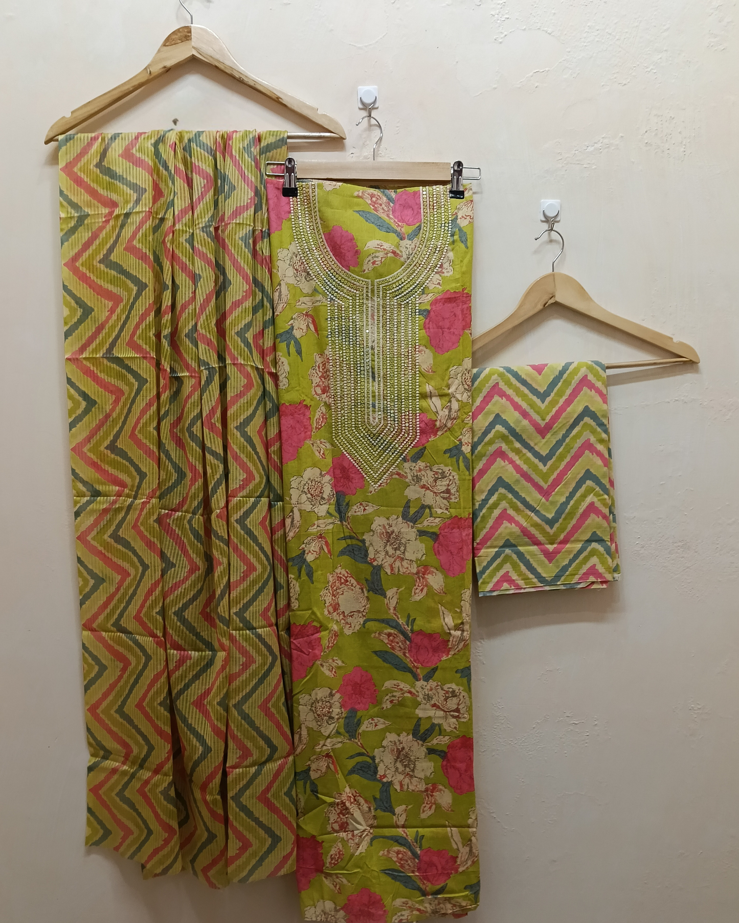 Light Parrot Green Printed Cotton Unstitched Suit