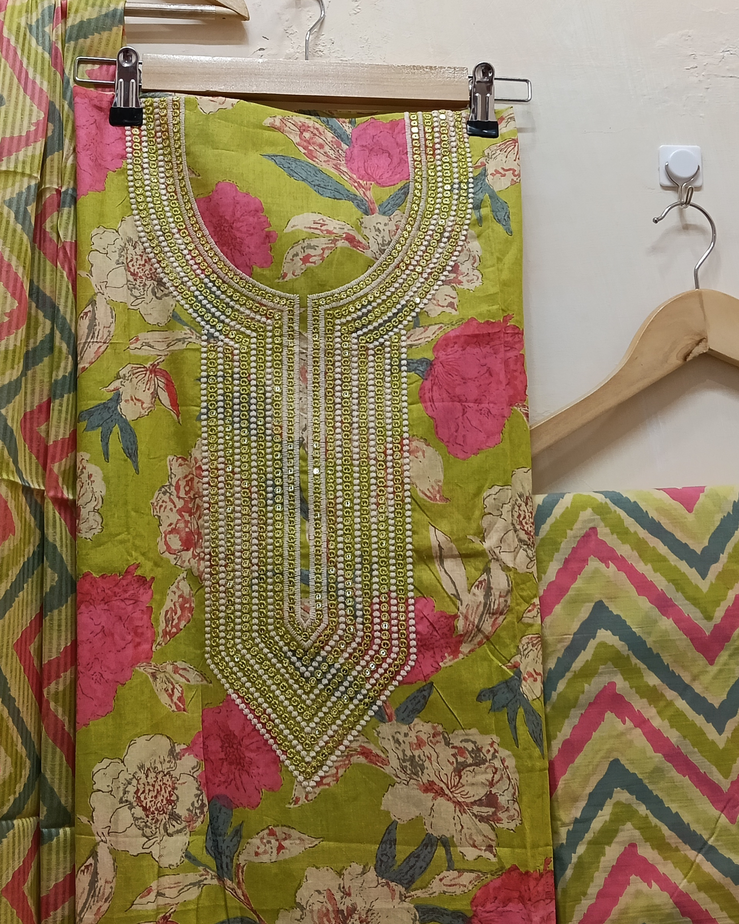 Light Parrot Green Printed Cotton Unstitched Suit